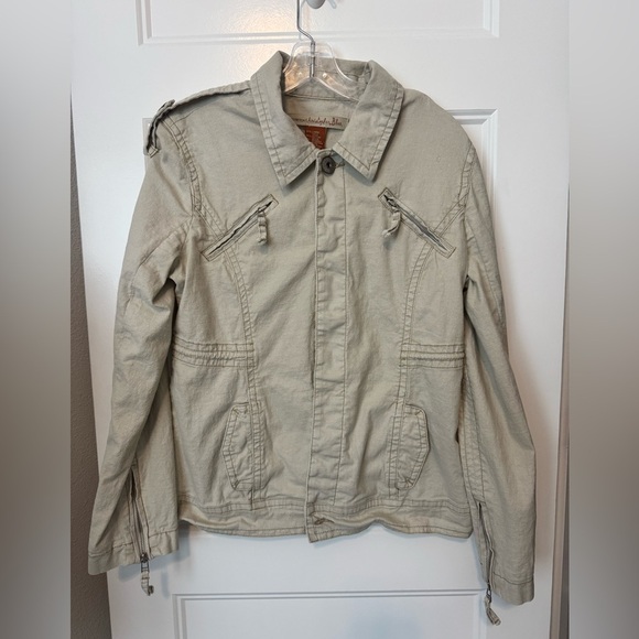 Christopher Blue Linen Blend Jacket in Khaki 
Size Large - Picture 2 of 10